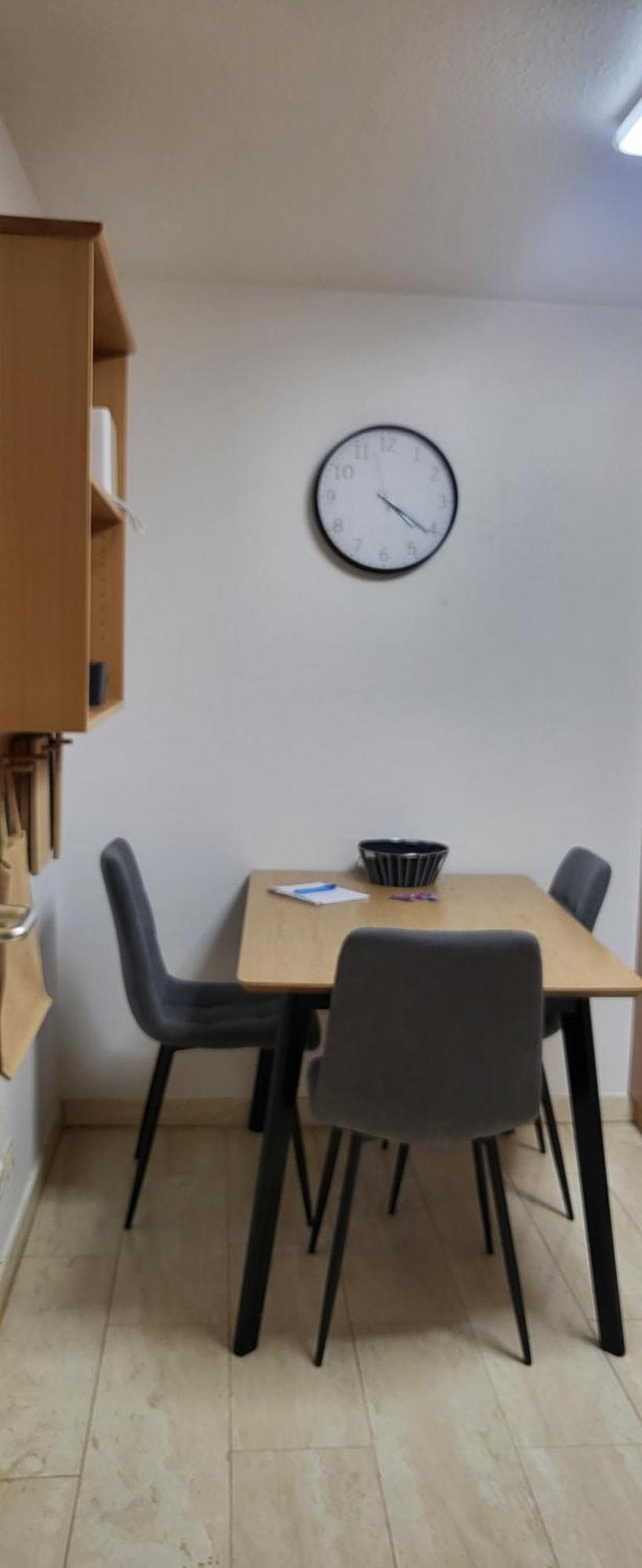 - Schlatt - 1 Zimmer-kueche-bad